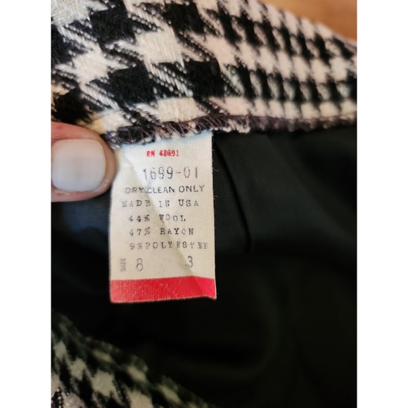 80s/90s‎ Black and White Houndstooth Wool Blend Pencil Skirt - Picture 6 of 6